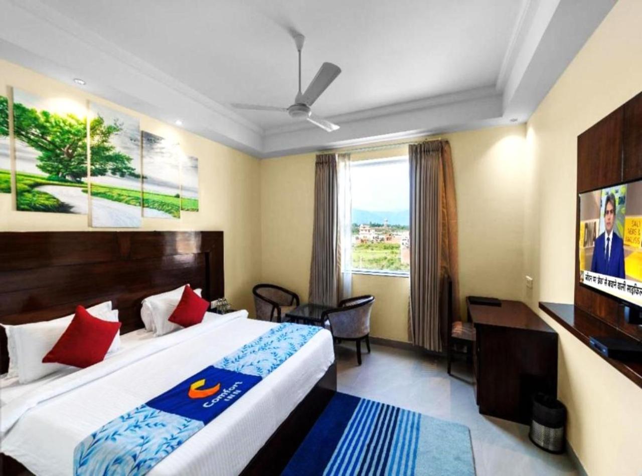Comfort Inn Rishīkesh Eksteriør billede