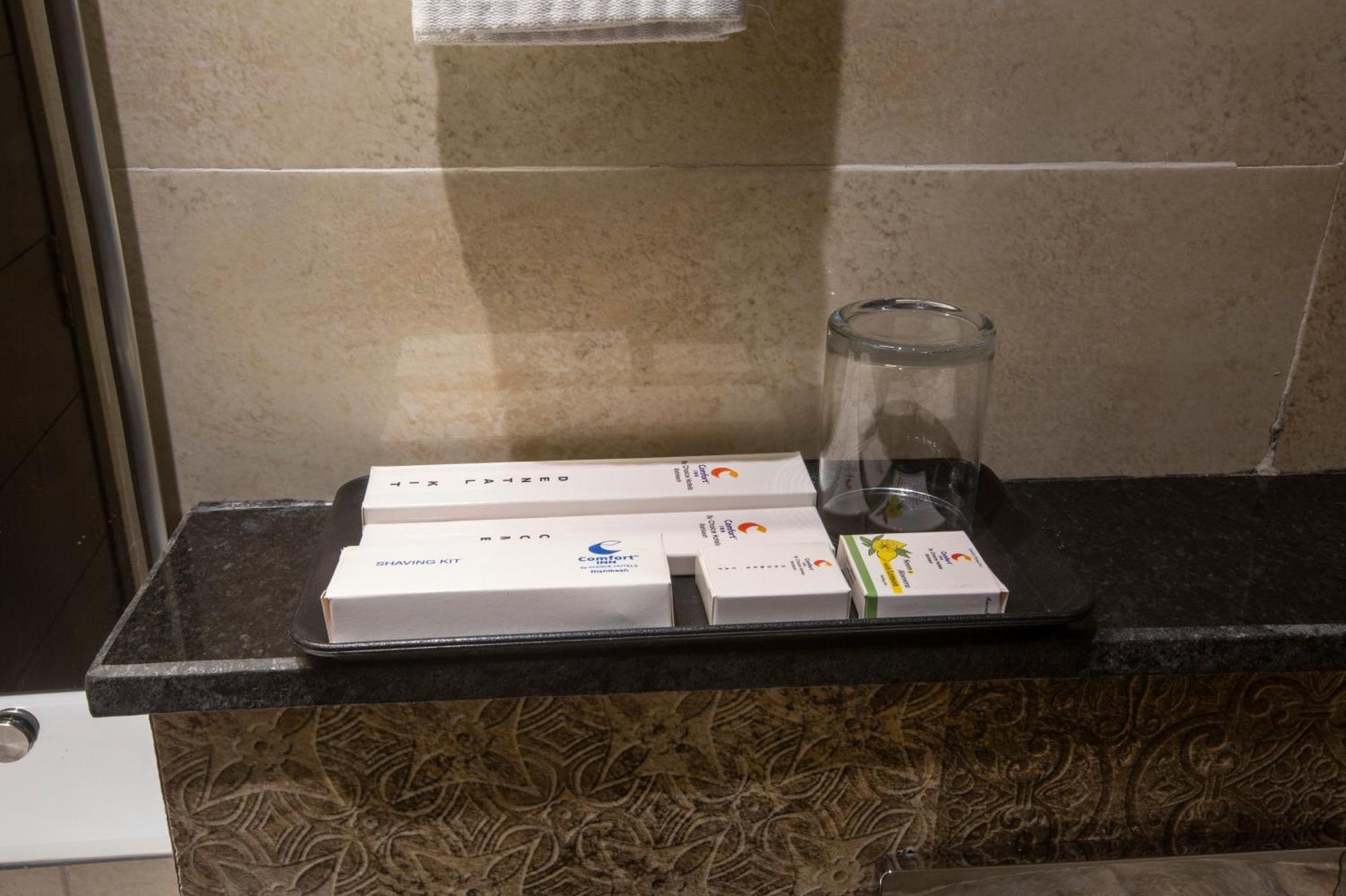 Comfort Inn Rishīkesh Eksteriør billede